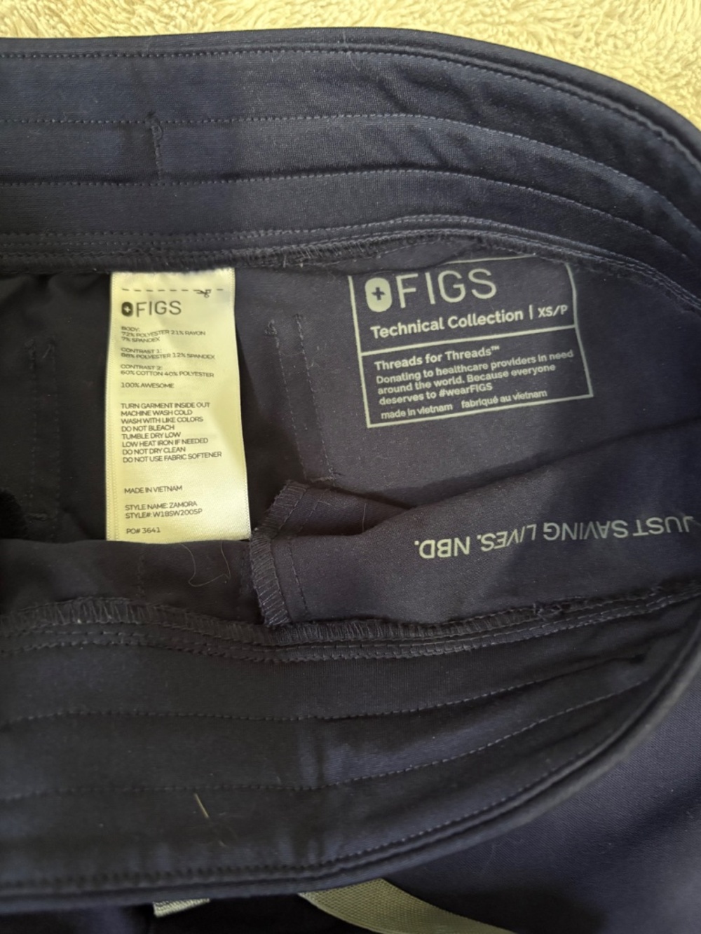 Figs Scrub Set - Picture 4 of 4